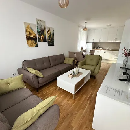 Sunshine Cityblock 公寓 *